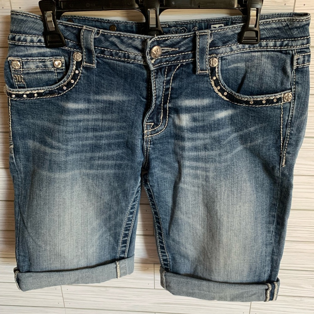 Miss me Stylish Women's Blue Denim Bermuda shorts with Embellished Pockets